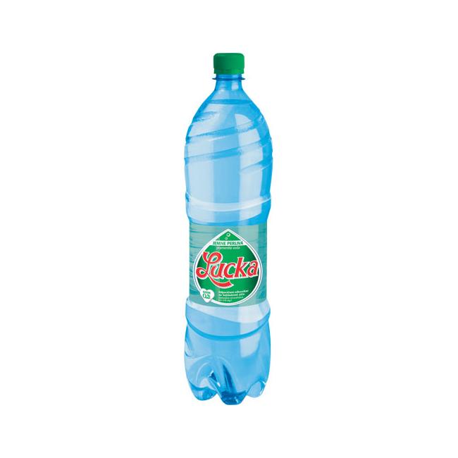 Lucka Quellwasser, leicht prickelnd, 6 x 1,5 l