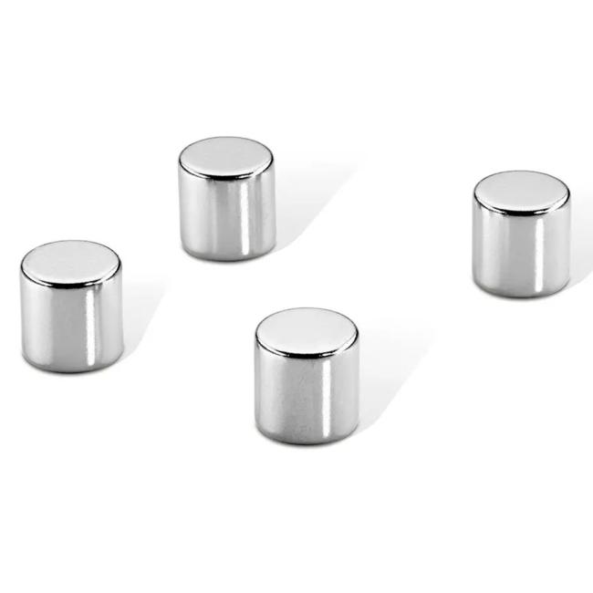 [DA095901] Extra starke Magnete für Glasscheiben, 10 mm Rolle, 4 Stück.
