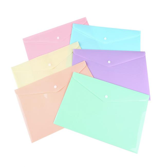 [DO854498] A4-Kunststoffmappe mit Nieten, Pastellmix