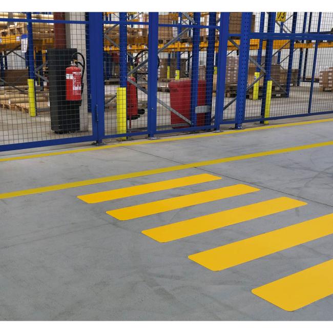 Fußgängerüberweg-Bodenmarkierung 200/05, selbstklebend, 5 Stück.